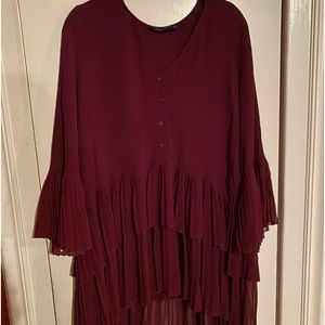 Zara Woman layered ruffle dress - L.  Beautiful dress for a fancy night out!